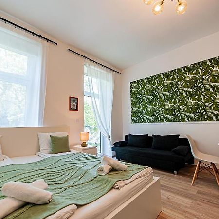 My City Apartment- Vienna Jungle Room 외부 사진