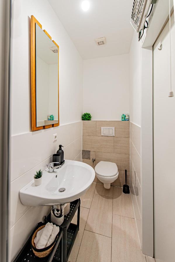 My City Apartment- Vienna Jungle Room 외부 사진