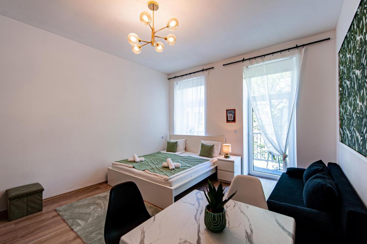 My City Apartment- Vienna Jungle Room 외부 사진